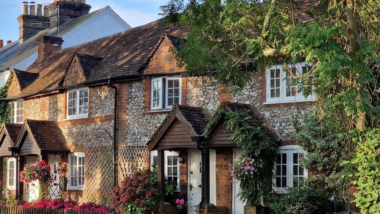 Walk in Beautiful Downley Village High England Flint