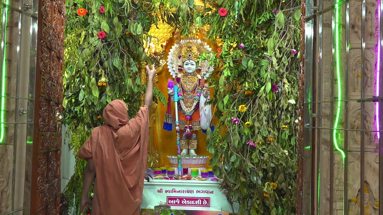 Rustambag Live katha llDt.11/09/2025 llકુંજગલી ની સંધ્યા આરતી,રૂસ્તમબાગ સ્વામિનારાયણ મંદિર સુરત