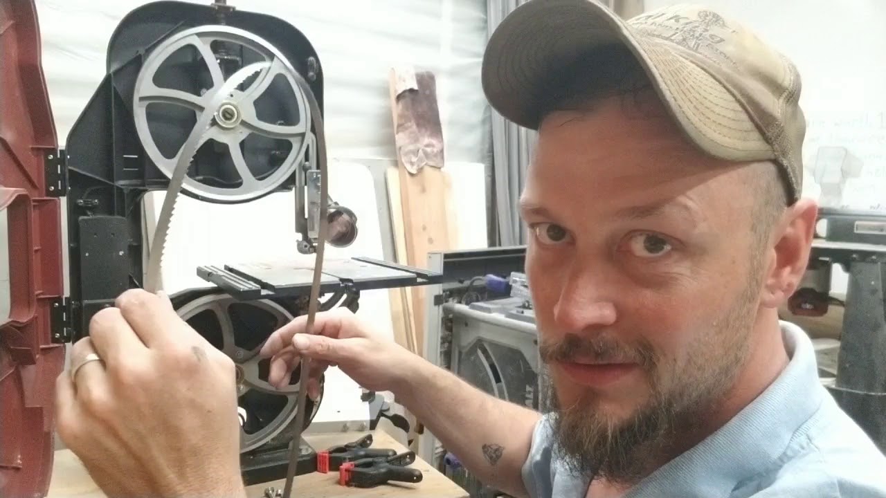 Changing Bandsaw blade YouTube