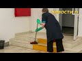 Сын мигрантов порезал ПЯТЬ детей в школе и уже ВЫШЕЛ НА СВОБОДУ!