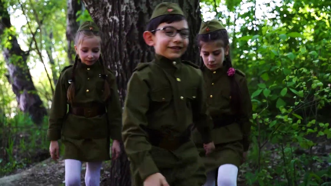 Выходила на берег Катюша - YouTube