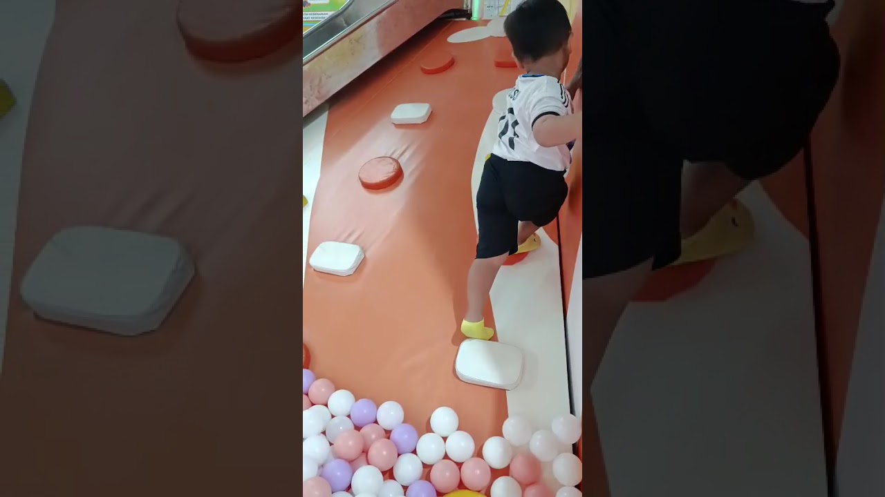 svarga main seluncuran