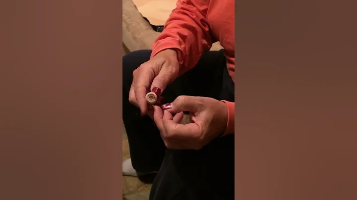 How to string a bobbin