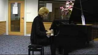 Mina Ivanova — «Rainy Day in San Francisco» by L. Denev