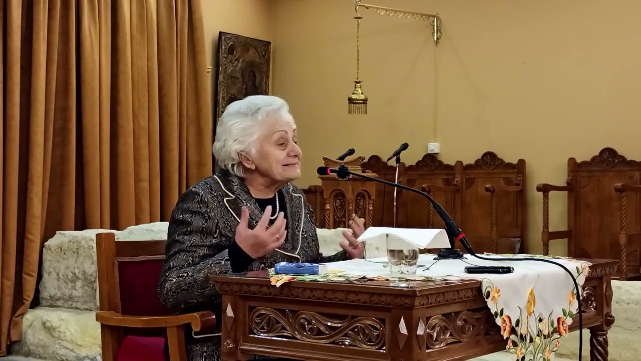 Η Αθηνά Σιδέρη ΣΥΓΚΛΟΝΙΖΕΙ ΓΙΑ ΤΟΝ ΟΣΙΟ ΠΟΡΦΥΡΙΟ Καυσοκαλυβίτη!!!