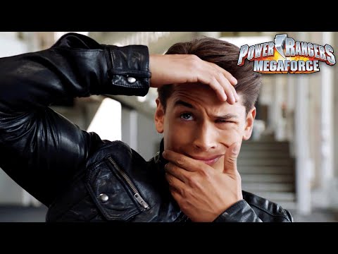 Scary Halloween: The Medium and the Monsters from the Past | Megaforce | Power Rangers