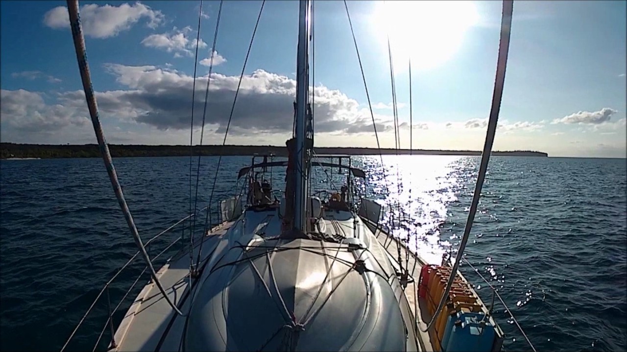 232 Vanuatu to New Caledonia on Annecam