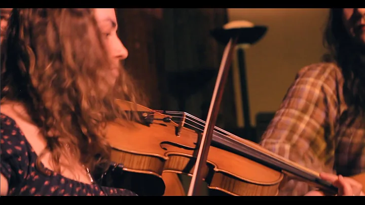 "Colleen" (Joanna Newsom Cover) // Rachel Sumner &...