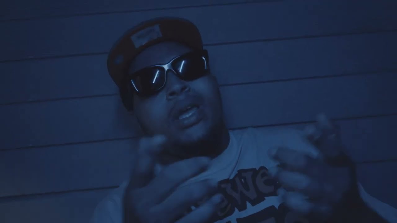 Tonton HEAVY CHECK - SUSHI (OFFICIAL MUSIC VIDEO) di YouTube Tonton HEAVY CHECK - SUSHI (OFFICIAL MUSIC VIDEO) di YouTube