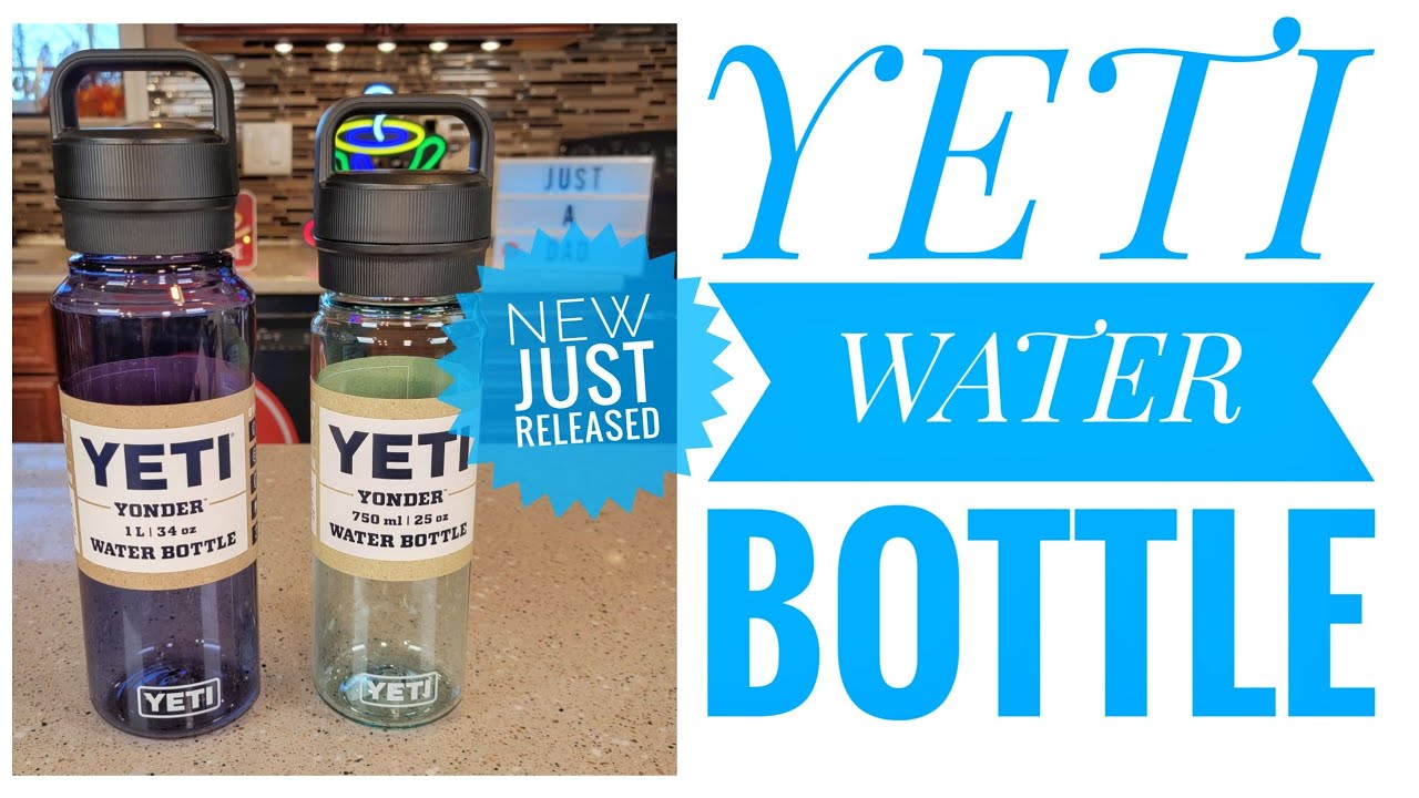 Yeti Yonder 750 ml Water Bottle with Chug Cap - Navy