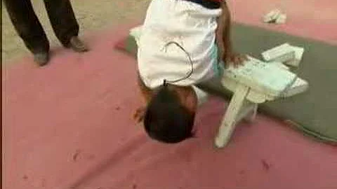 Child Acrobats - China - DayDayNews