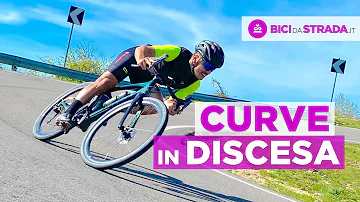 Come curvare in discesa con la bici?