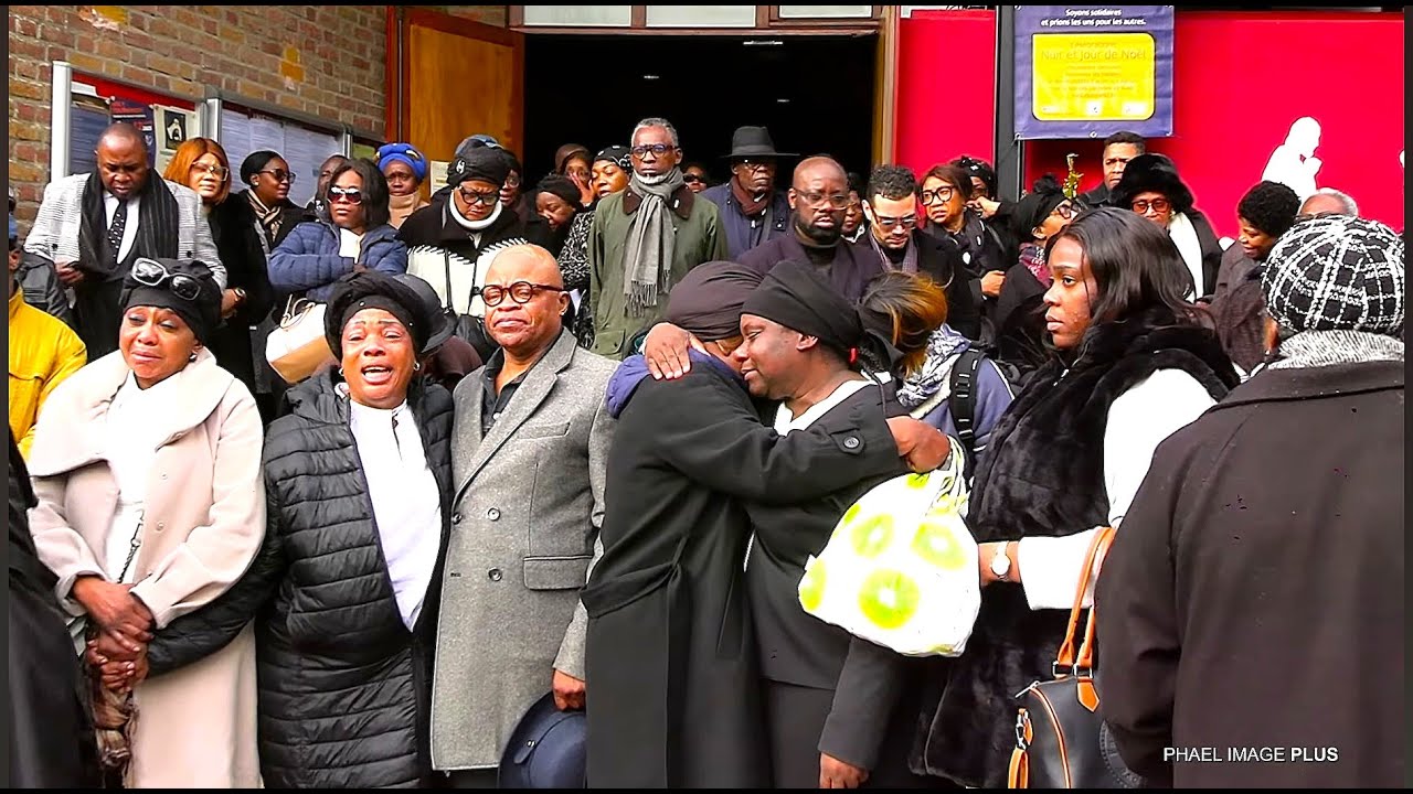 CEREMONIE RELIGIEUSE DE MONSIEUR MASSAMBA LOUSSAKOU LOUIS AVANT DEPART POUR BRAZZAVILLE