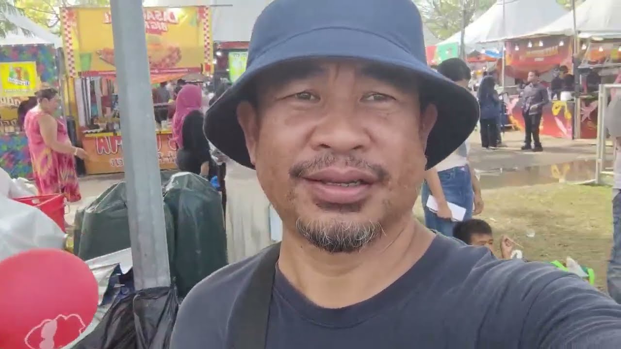 Kemeriahan semasa karnival Jom Heboh sabah di kompleks sukan  likas kota kinabalu.