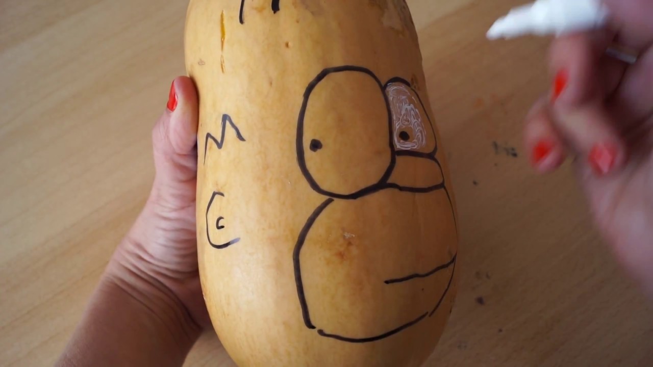 Kürbis bemalen mit Homer Simson