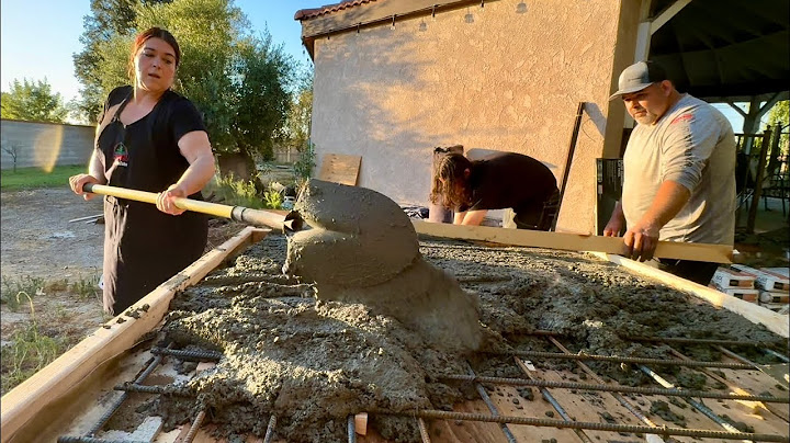 CONSTRUYENDO EL HORNO DE LEÑA!!