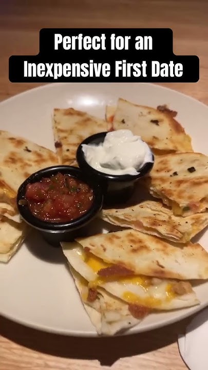 Applebee’s Daily Happy Hour Special starts at 9pm | Half price