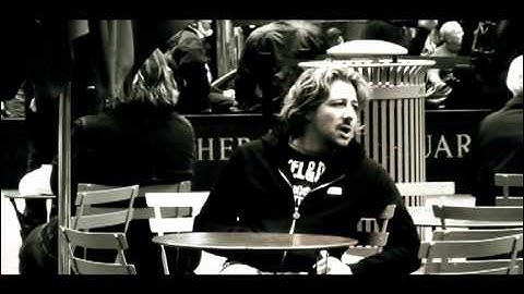 Simone Tomassini - Ho scritto una canzone  (Videoclip Ufficiale)