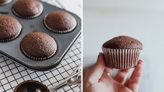 Como Fazer Bolo Fofo de Chocolate Com CUPCAKE (Jogos de Cozinhar) 