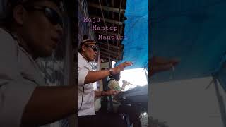 Download Lagu Desember kelabu.. MP3