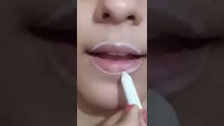 don't smudge lipstick, prove,it is  nonsmudging💋
