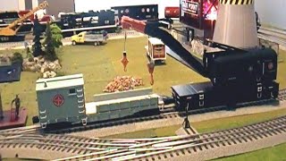 Reviewing Lionel LEGACY Scale DT&I Crane & Boom Car Set Pair #6-81882/81887 (2016)