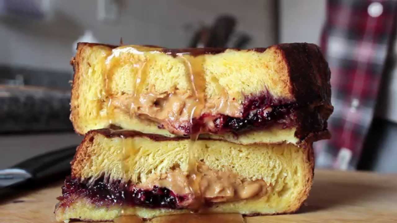 Peanut Butter and Jelly Stuffed French Toast - College Cooking | Pro Home Cooks