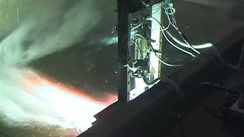 Liquid rocket engine firing in loading dock cam 1 test 1 2006/02/11