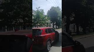 A walk along Tershakivtsi Street.