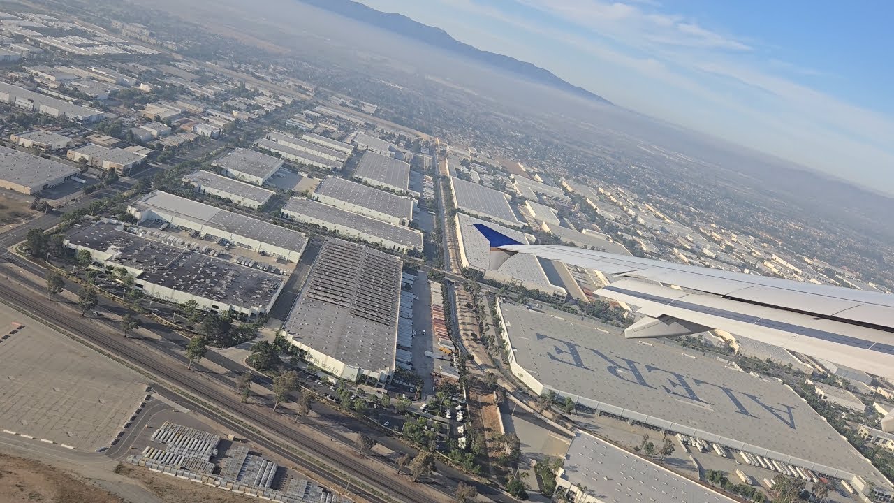 United Airlines Airbus A320 Takeoff from Ontario(ONT) to Chicago O'Hare(ORD)