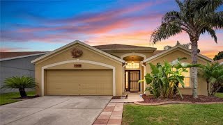 12229 DAWN VISTA DRIVE, RIVERVIEW, FL Presented by Paula Dysle.