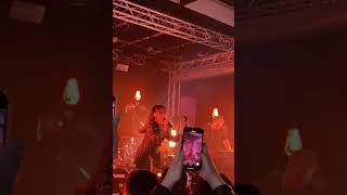 AYLIVA - Während Du (Official Live Performance)