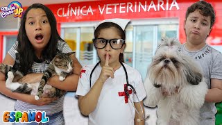 Maria Clara es Veterinaria y salva a los animales ♥ Pretend Play With Veterinarian Doctor screenshot 4