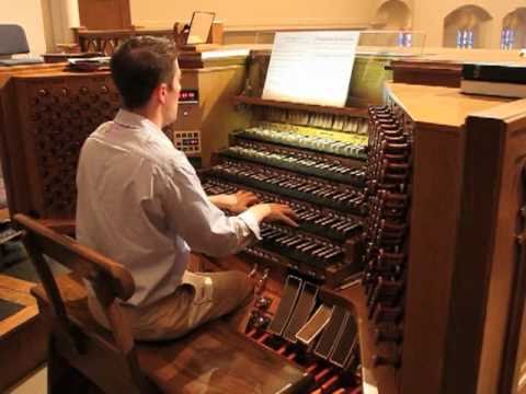 Crown Him With Many Crowns with O Worship the King - Solo Organ - Broadway Baptist Church