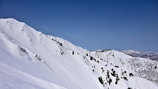 春の雪山登山