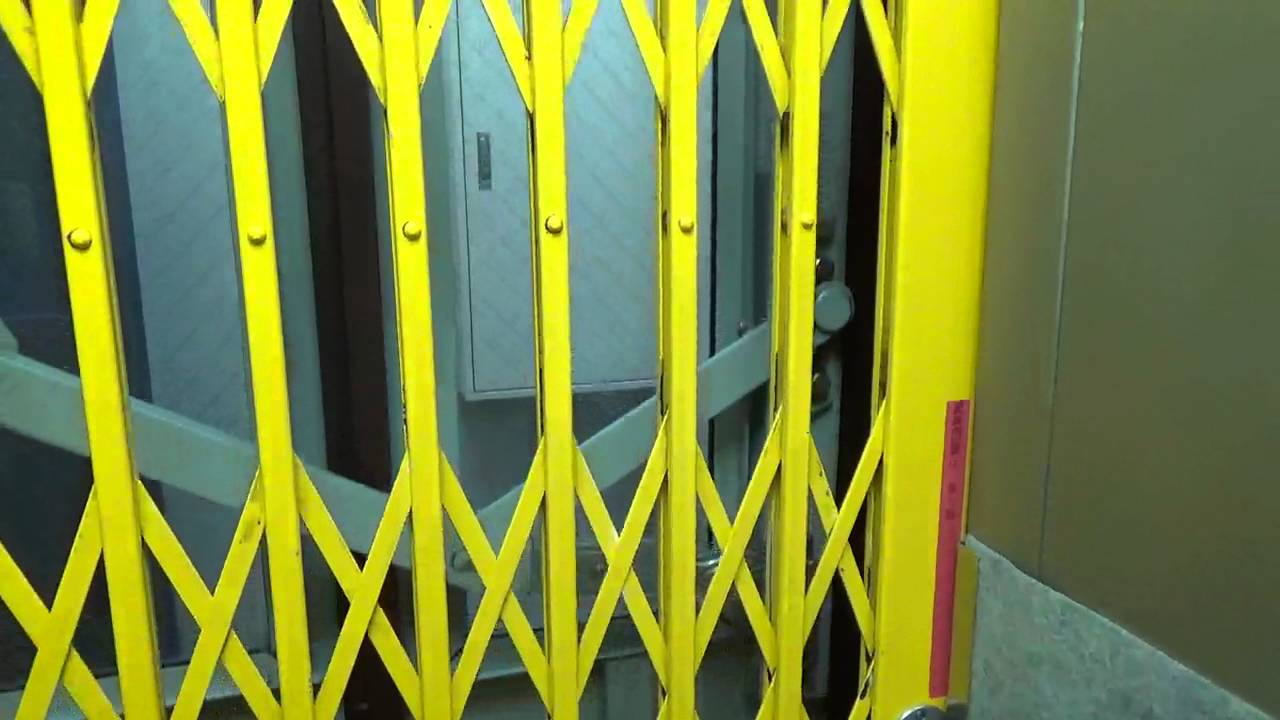 手動式‼︎ 銀座にある奥野ビルの新日本商工エレベーター