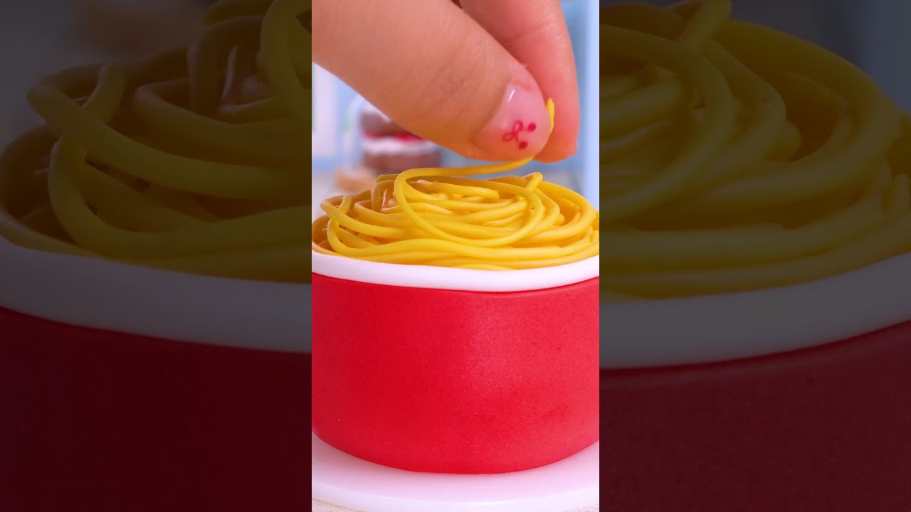 Satisfying Miniature Kitkat Noodle Fondant Cake Decorating 🍰🥘 Tiny Fondant Cake 