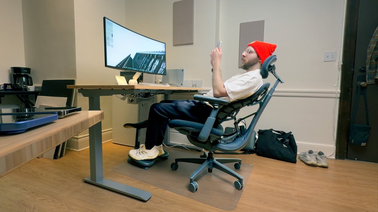 the most comfortable chair I've used yet! (LiberNovo Omni)