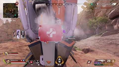 [Apex Legends] Carepackage Lands Inside Replicator