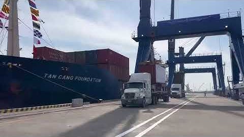 Lễ đón chuyến tàu Container Tan cang Foudation vào cụm Cảng Cần Thơ”