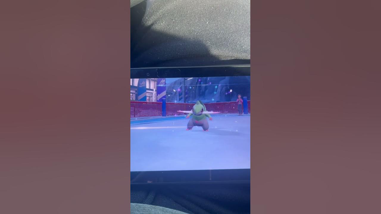 Evolving Axew into Fraxure Pokémon Scarlet