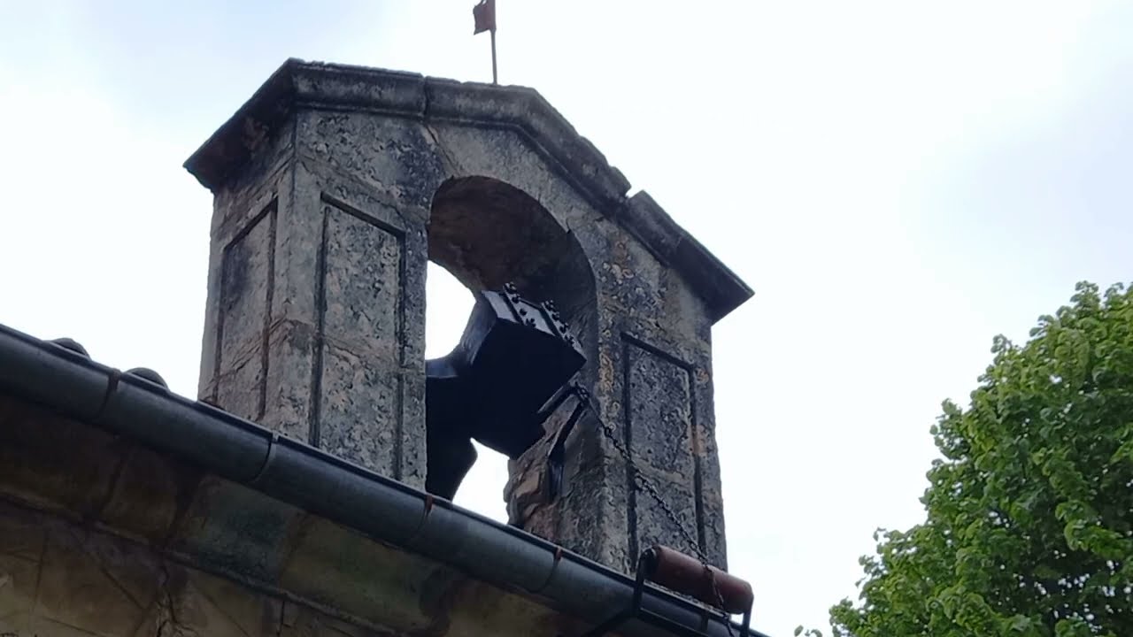 Volteo del esquilín de la Ermita de San Amaro. Burgos