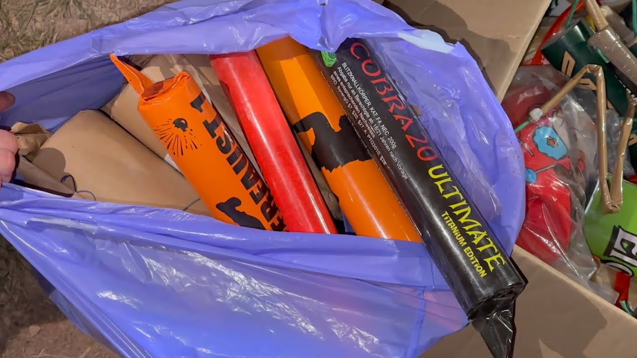 RAKETEN, BÖLLER & BATTERIEN! ES GEHT WEITER, EIN NEUER ABEND AM PALAU | FEUERWERK ZÜNDEN AM PALAU #5