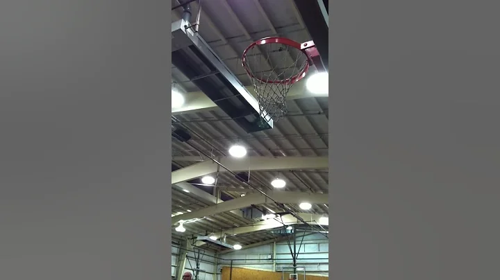 Doug Manor throws it down