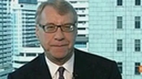 Chanos Says China on `Bigger, Faster Treadmill'