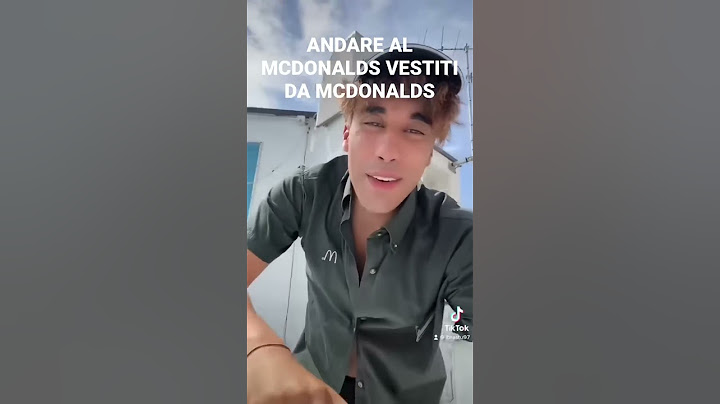 Ordinare al MCDONALDS vestiti da MCDONALDS