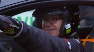 This may be an intimidating track drive on the rain-wet streets of
willow in mclaren’s 600lt. but no worries as motor trend’s randy
pobst learns hot ...