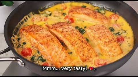 Healthy and SO DELICIOUS! A quick and easy way to cook salmon in a delicious sauce!