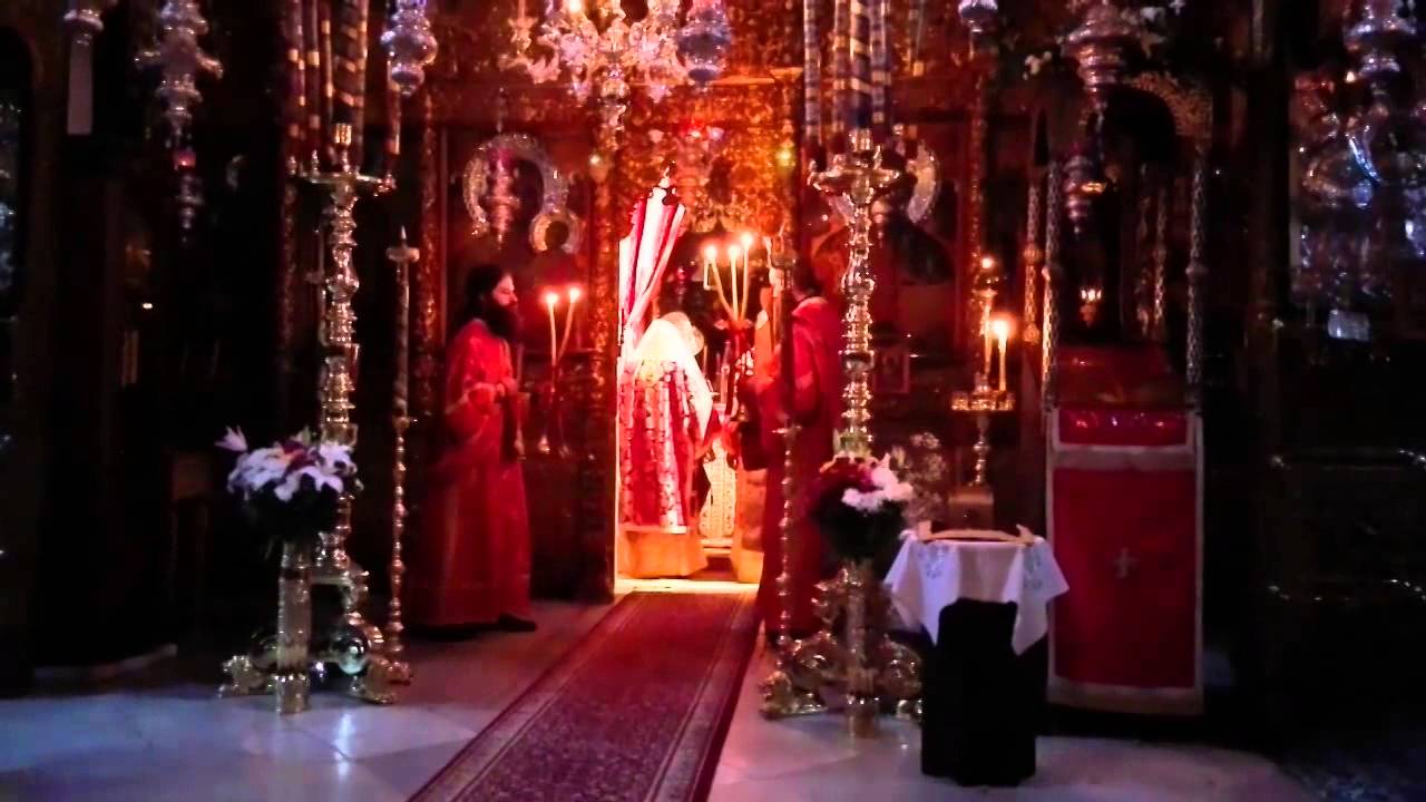 Афон. Праздничная Божественная Литургия архиерейским чином в монастыре Дохиар.