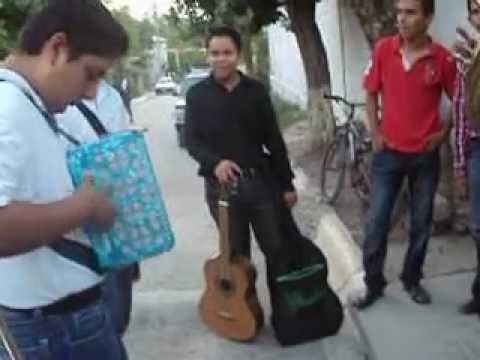 Guarda Solo un dia, Adan romero- Palomazo Coqe su YouTube Guarda Solo un dia, Adan romero- Palomazo Coqe su YouTube